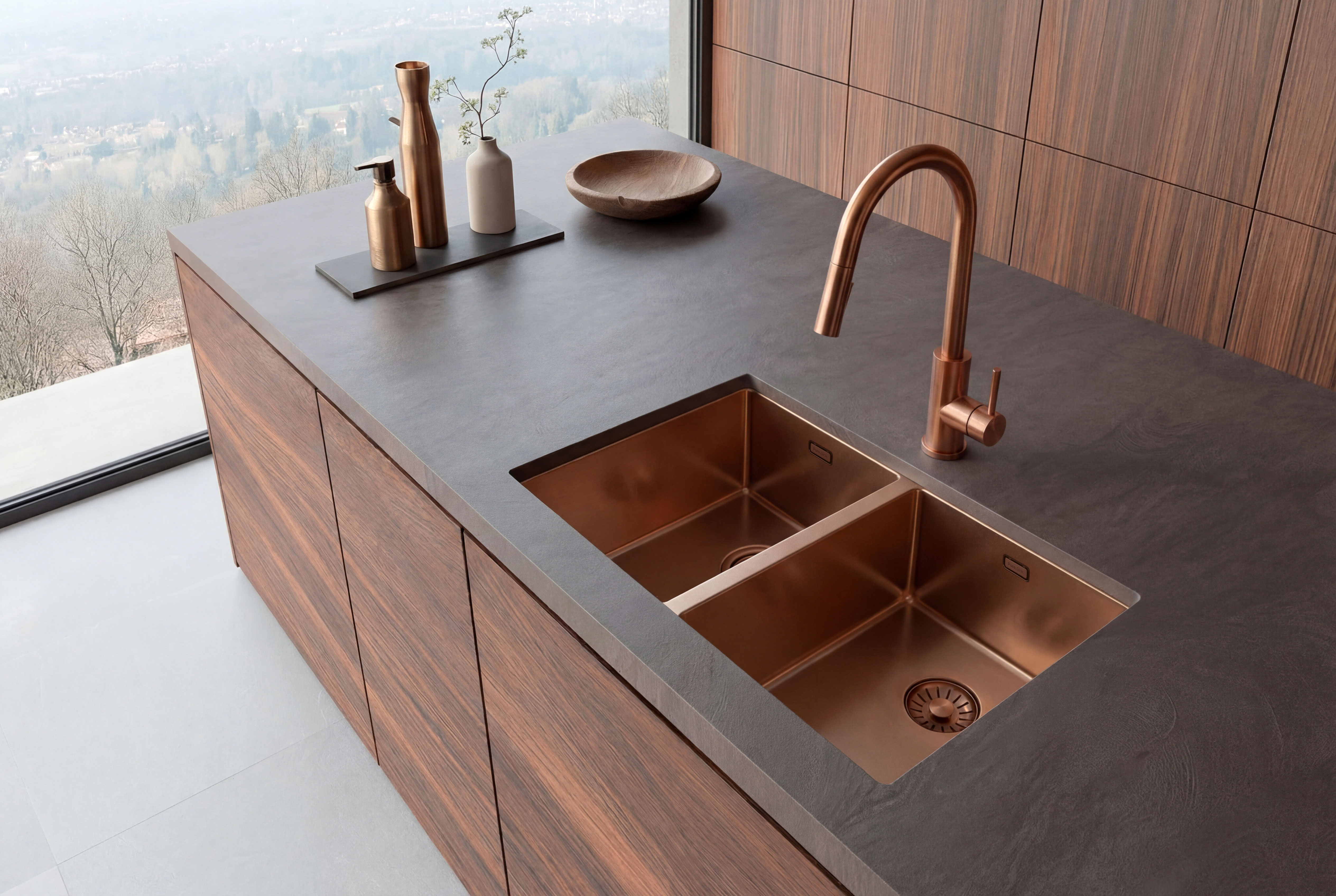 Stainless steel sinks